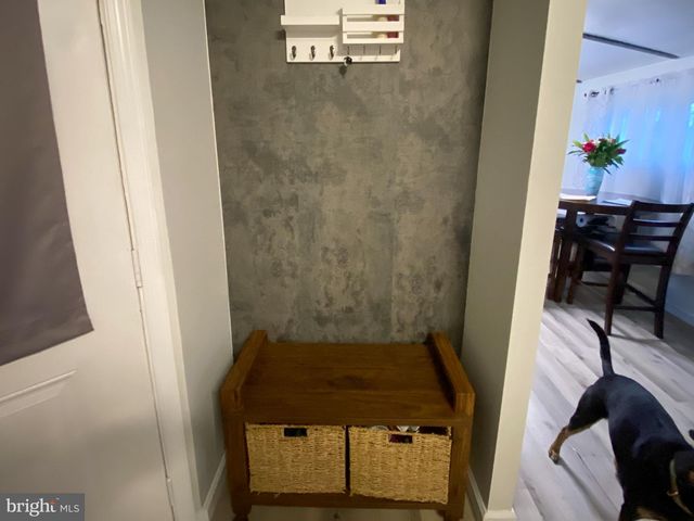 15 LETTI DR, Elizabethtown, PA 17022