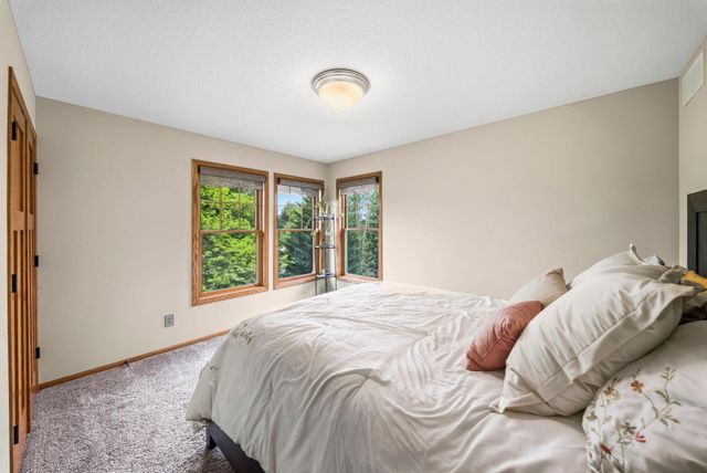3486 Crosslough Trail, Rosemount, MN 55068