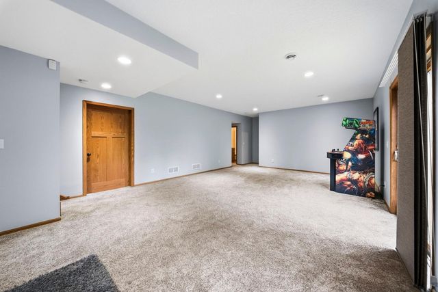 3486 Crosslough Trail, Rosemount, MN 55068