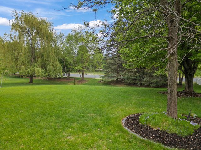 3486 Crosslough Trail, Rosemount, MN 55068