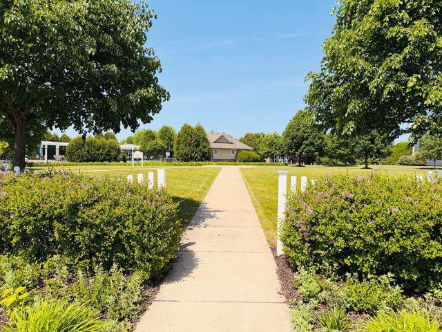 3486 Crosslough Trail, Rosemount, MN 55068