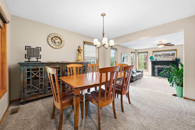 3486 Crosslough Trail, Rosemount, MN 55068