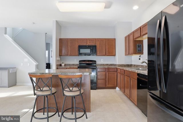 2164 GOLDEN EAGLE DR, York, PA 17408