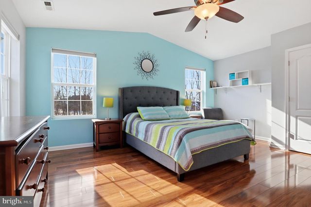 2164 GOLDEN EAGLE DR, York, PA 17408