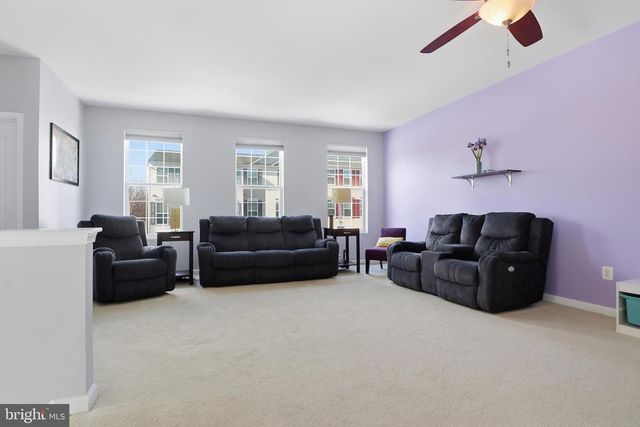 2164 GOLDEN EAGLE DR, York, PA 17408