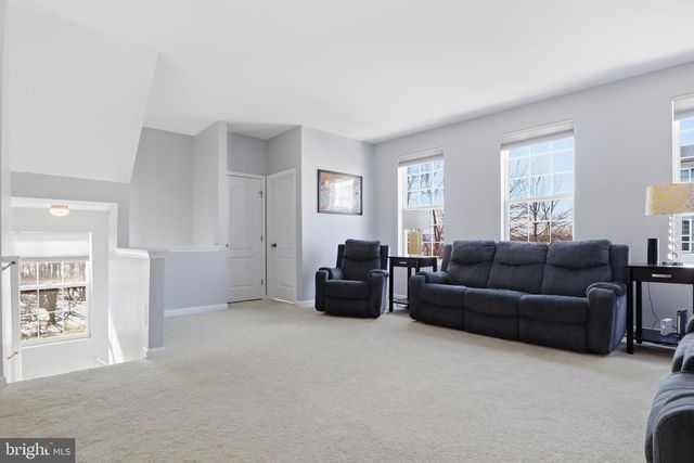 2164 GOLDEN EAGLE DR, York, PA 17408