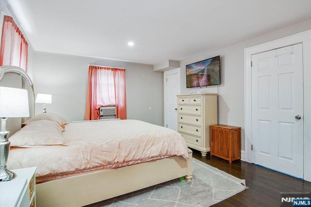 13 Elm Drive, Cedar Grove, NJ 07009