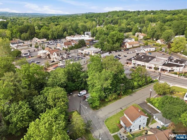 13 Elm Drive, Cedar Grove, NJ 07009