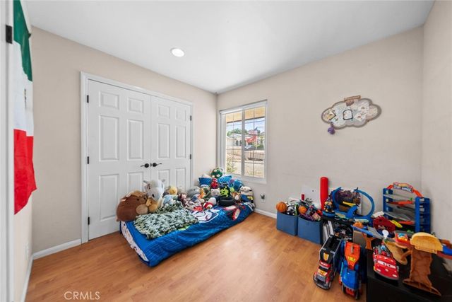1458 Kent, Escondido, CA 92027