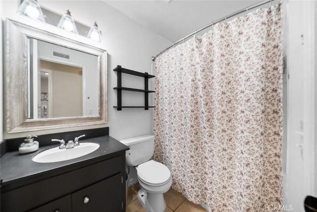 1458 Kent, Escondido, CA 92027