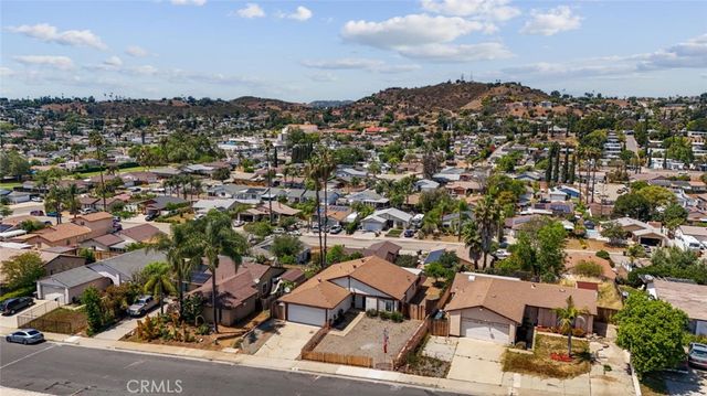 1458 Kent, Escondido, CA 92027