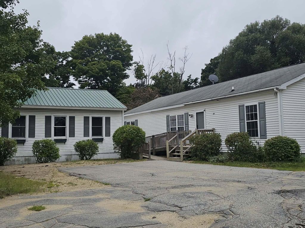 95 Pleasant Street, Oxford, ME 04270 — exterior