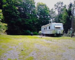 699 Morrell Creek Lane, Bluff City, TN 37618