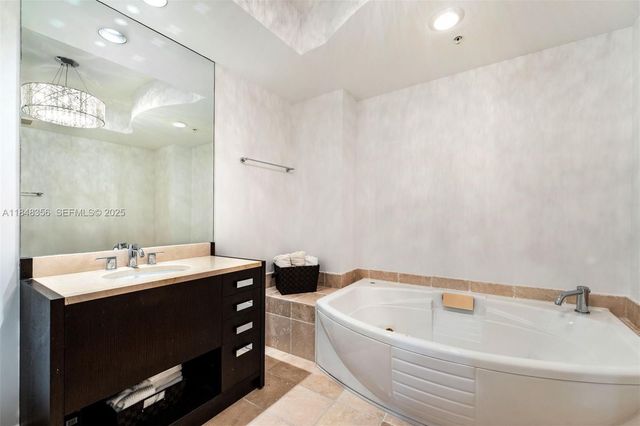 18201 Collins Avenue 604, Sunny Isles Beach, FL 33160