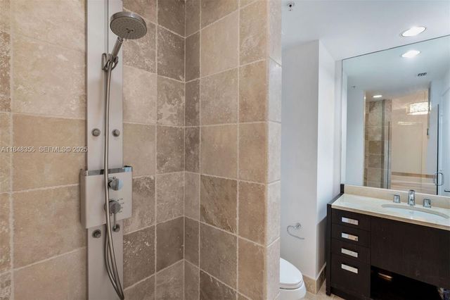 18201 Collins Avenue 604, Sunny Isles Beach, FL 33160