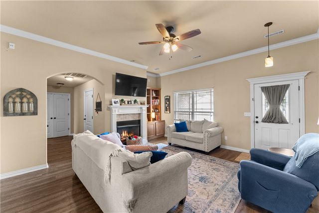 1908 Messick Court, Siloam Springs, AR 72761