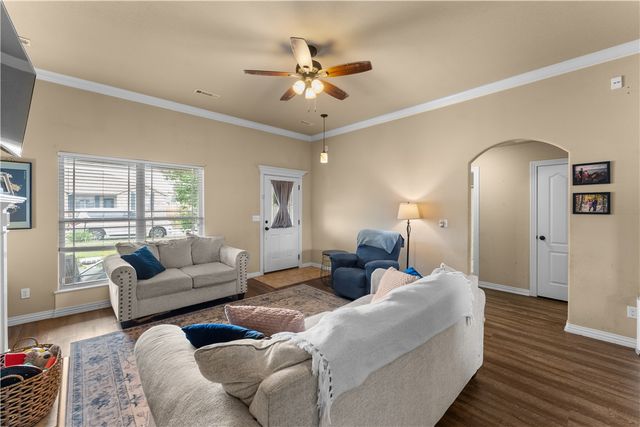1908 Messick Court, Siloam Springs, AR 72761
