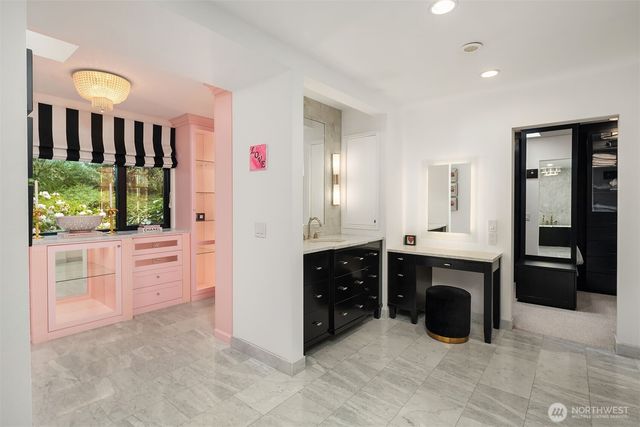 1601 Evergreen Point Road, Medina, WA 98039