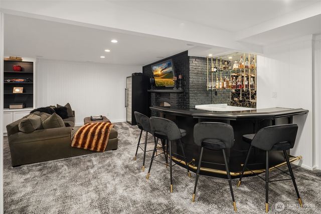 1601 Evergreen Point Road, Medina, WA 98039