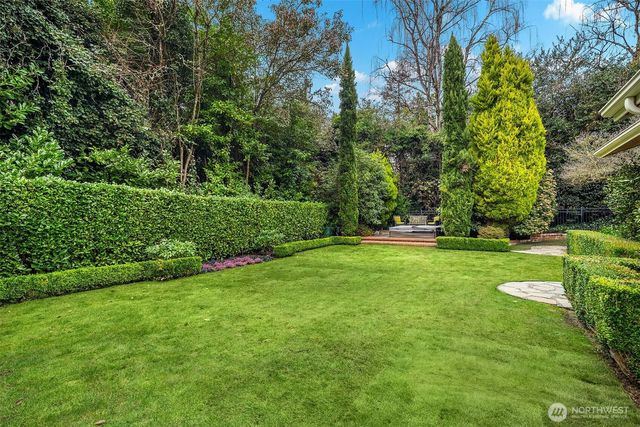 1601 Evergreen Point Road, Medina, WA 98039