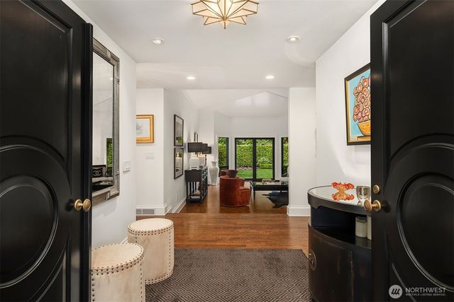 1601 Evergreen Point Road, Medina, WA 98039