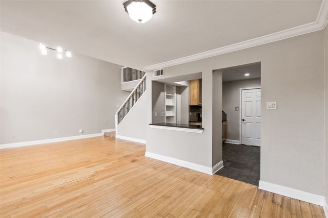 906 Canal Street, Irving, TX 75063