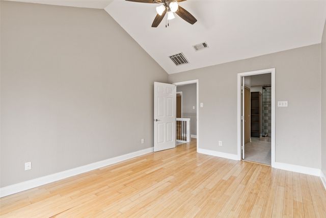 906 Canal Street, Irving, TX 75063