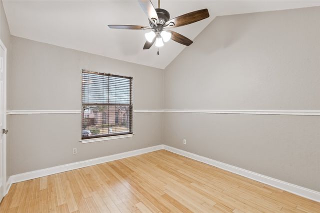 906 Canal Street, Irving, TX 75063
