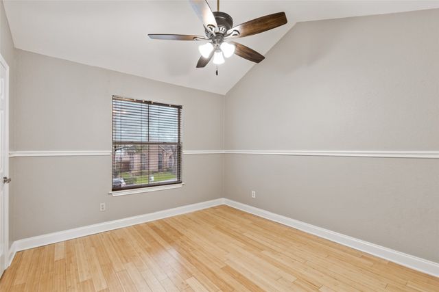 906 Canal Street, Irving, TX 75063