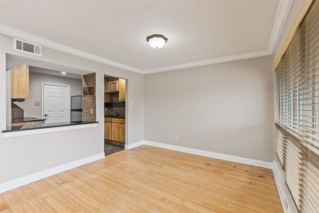 906 Canal Street, Irving, TX 75063