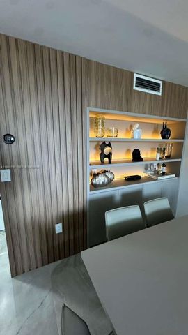 20505 E Country Club Dr 534, Aventura, FL 33180