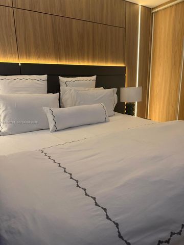 20505 E Country Club Dr 534, Aventura, FL 33180