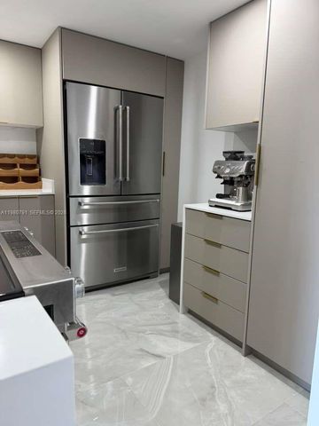 20505 E Country Club Dr 534, Aventura, FL 33180