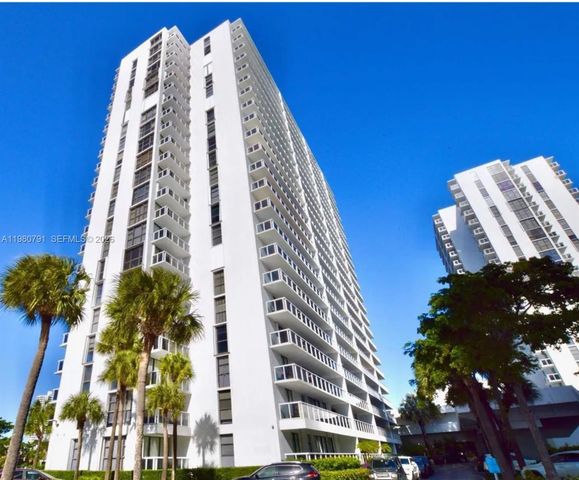 20505 E Country Club Dr 534, Aventura, FL 33180