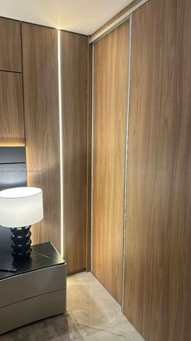 20505 E Country Club Dr 534, Aventura, FL 33180