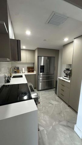 20505 E Country Club Dr 534, Aventura, FL 33180