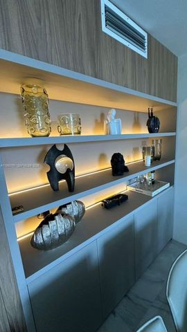 20505 E Country Club Dr 534, Aventura, FL 33180