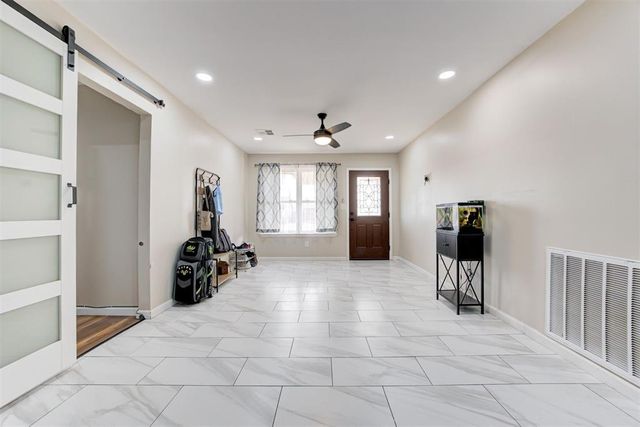 961 NW 6th Street, Moore, OK 73160