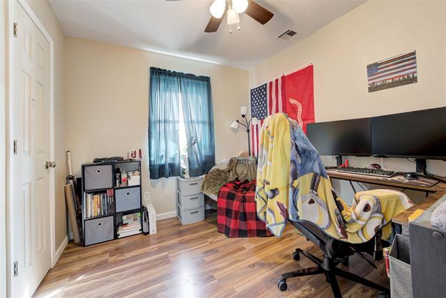 961 NW 6th Street, Moore, OK 73160