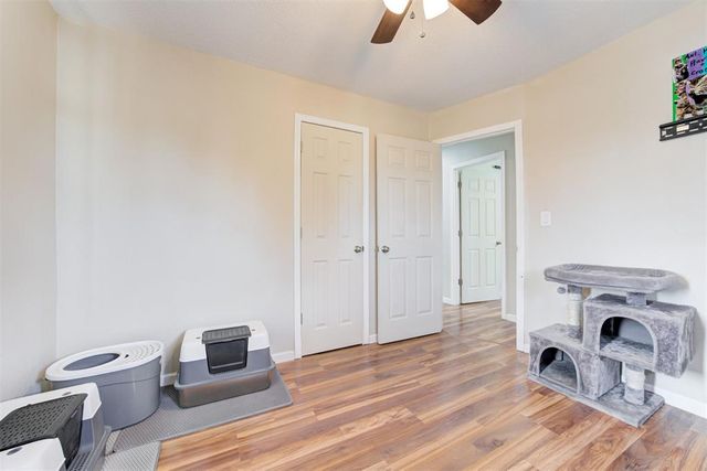 961 NW 6th Street, Moore, OK 73160