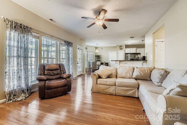 10303 Baskerville Avenue 103, Charlotte, NC 28269