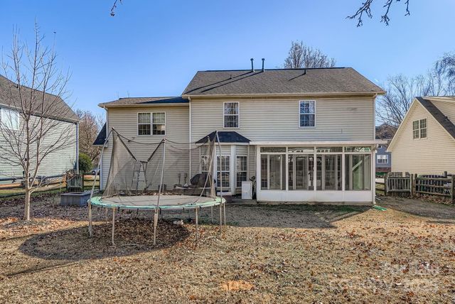 10303 Baskerville Avenue 103, Charlotte, NC 28269