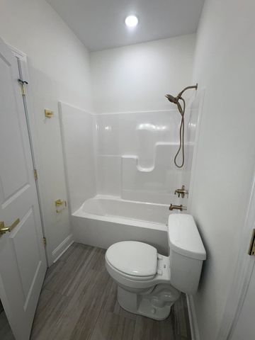 121 Wyatt Court, Nicholasville, KY 40356