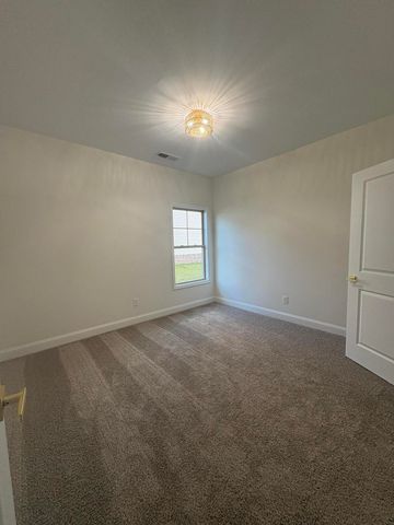 121 Wyatt Court, Nicholasville, KY 40356