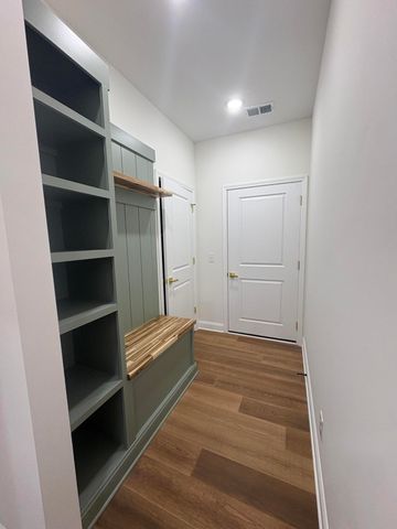 121 Wyatt Court, Nicholasville, KY 40356