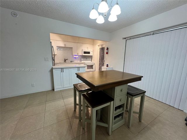 2702 Pierce Street 5, Hollywood, FL 33020