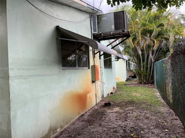 2702 Pierce Street 5, Hollywood, FL 33020