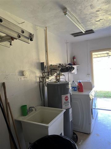 2702 Pierce Street 5, Hollywood, FL 33020