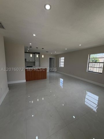 15400 SW 305th St, Homestead, FL 33033