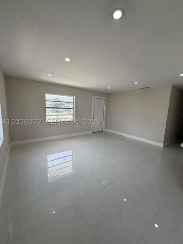 15400 SW 305th St, Homestead, FL 33033